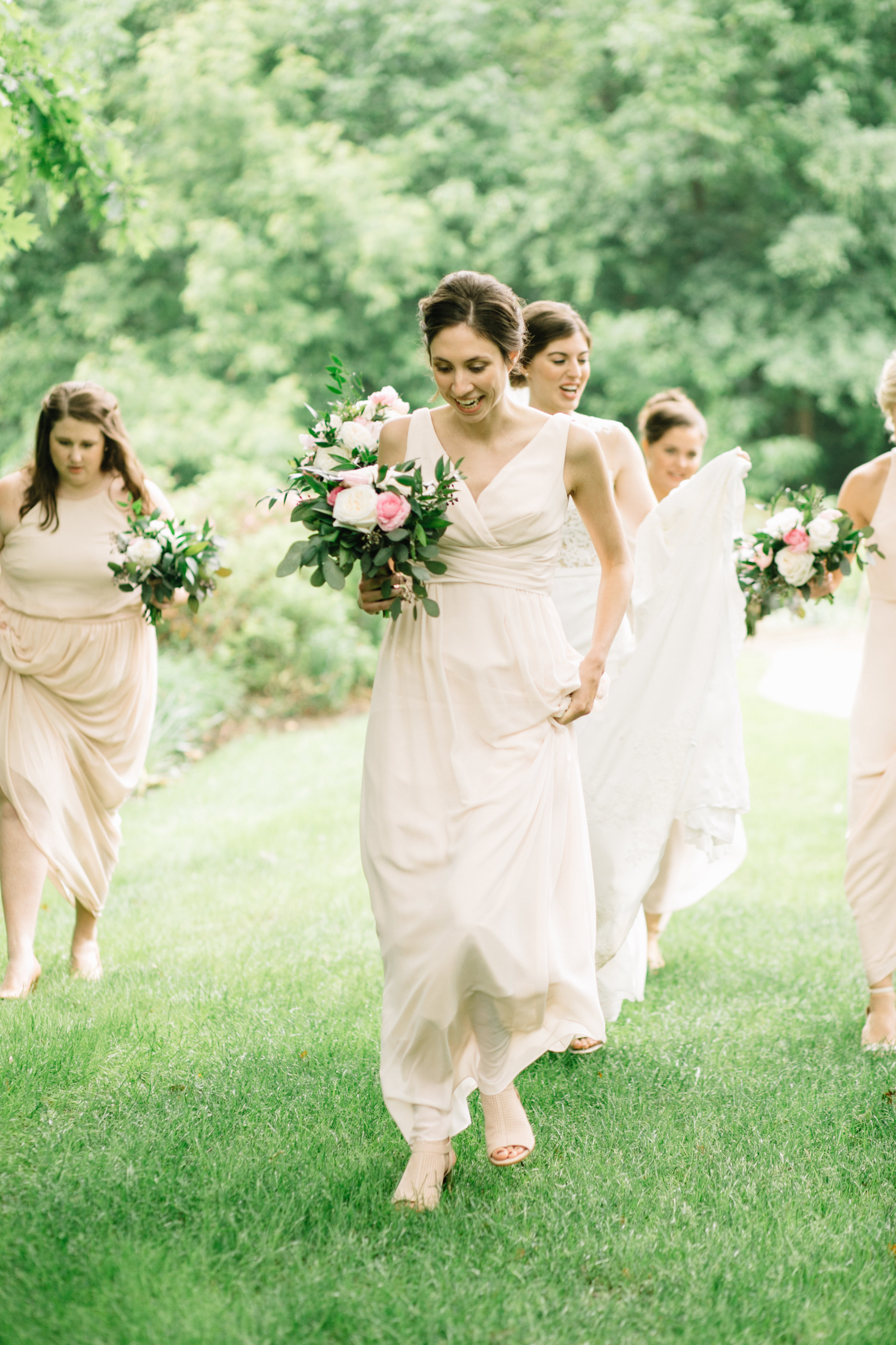 Nature-inspired wedding in Minnesota